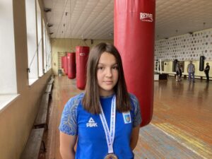 Єдина представниця Дніпропетровщини на чемпіонаті Європи з боксу серед юнаків та дівчат Софія Новікова виборола «срібло»