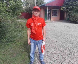На Дніпропетровщині чоловік з символікою СРСР на вулиці закликав до комуністичного режиму