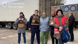 Продукти, аптечки, медицина: чергова допомога від Дніпра Херсону