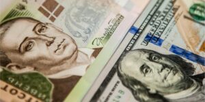 Курс долара на чорному ринку Дніпра: актуальні дані на 16 листопада