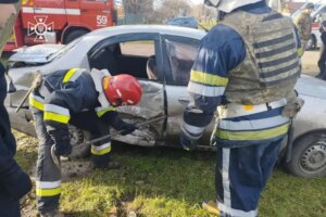 На Дніпропетровщині зіштовхнулися легковики: є троє постраждалих