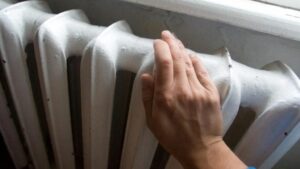 У більш ніж 140 будинках Києва можуть виникнути перебої з теплопостачанням