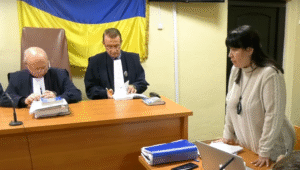 “Наявна реальна загроза життю та здоров’ю”: свідки замаху на дніпровську активістку Ешонкулову бояться за власне життя