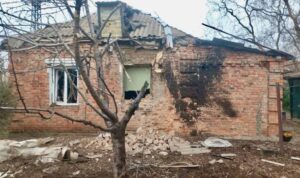 Від ранку росіяни кілька разів обстріляли Нікопольщину: є поранені