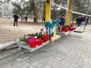 Рятувальна операція триває: яка ситуація на місці ракетного удару на ж/м Перемога у Дніпрі