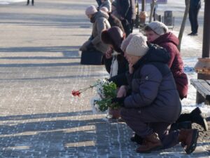 Повернувся на щиті: провели прощання з загиблим Героєм на Дніпропетровщині