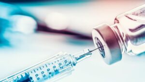 Обов’язкові вакцинації для дорослих і дітей: які препарати потрібно враховувати