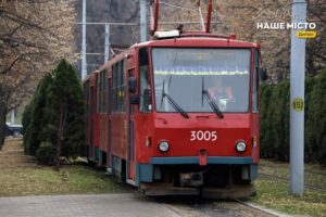 Як курсуватиме громадський транспорт у Дніпрі 15 червня