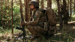 Майже сотня добровольців підписала Контракт 18-24 з 95 ОДШБр