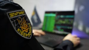 Кіберспеціаліст Євген Шевцов: поліція продовжує проводити успішні операції спільно з колегами з інших країн