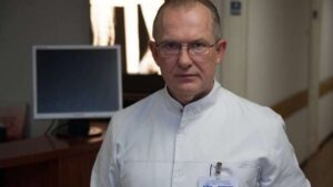 Медичну спільноту обурюють зйомки Риженка з пацієнтами, але міністр не реагує на дії очільника Мечки