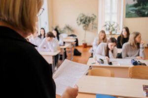 Зміни в шкільній програмі: менше фізики, більше фізкультури