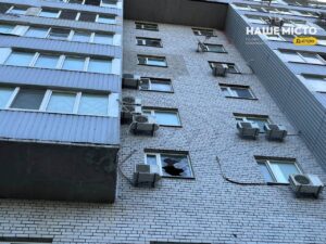 Масована атака на Дніпро: постраждали промисловість та житлові будинки