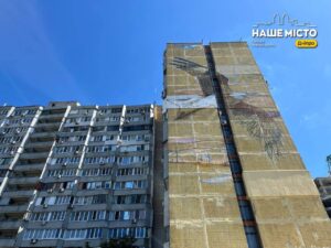 У Дніпрі на Сонячному масиві з’являється новий мурал із орлом