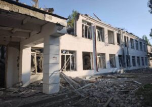 Обстріли Дніпропетровщини: пошкоджено будинки та інфраструктуру