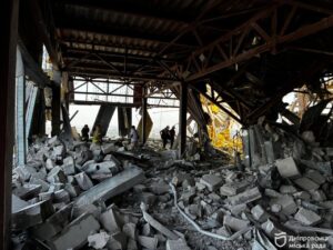 Обстріл Дніпра: пошкоджено комунальне майно