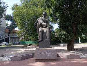 Відкриття пам’ятника Тарасу Шевченку в Дніпрі в 1992 році