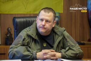 Мер Дніпра привітав школярів з початком навчального року