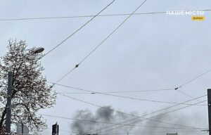 Масована атака дронів на Дніпро: місто під обстрілом