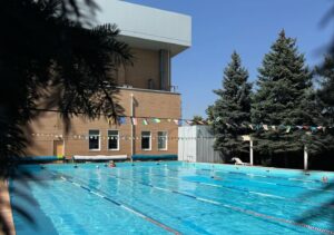 Завершився сезон роботи відкритого басейну у Дніпрі