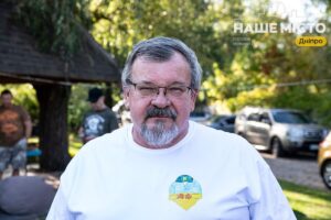 Дніпровський доброволець втратив свій позашляховик під ворожим вогнем