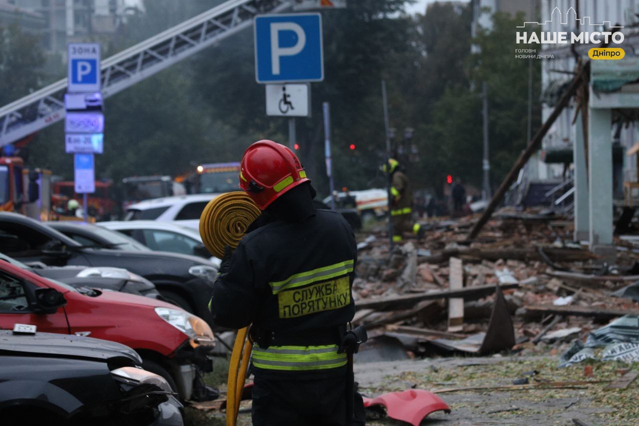 Обстріл Дніпра: пошкоджено музей та університет