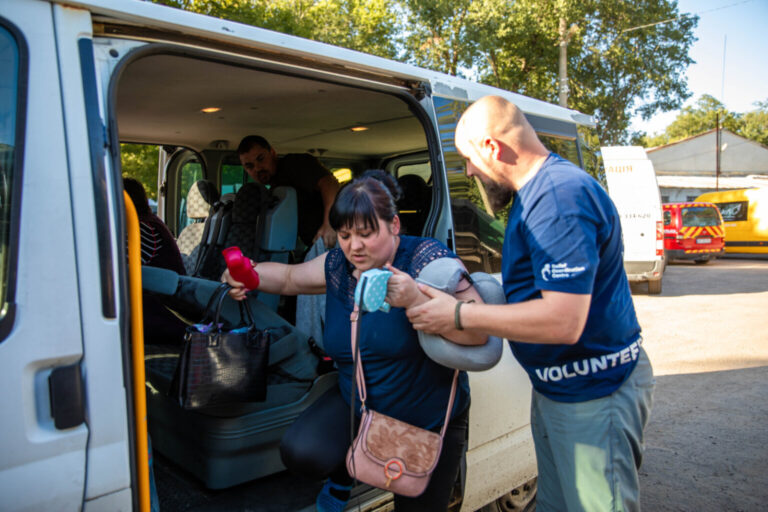 Дніпропетровщина лідирує у створенні транзитних центрів для евакуйованих