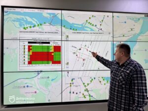 Чому у Дніпрі вимикаються світлофори: пояснення фахівців