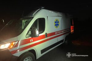 Атака на швидку у Нікополі: поранено трьох медиків