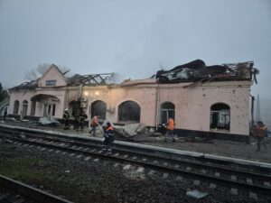 Атака на залізничну інфраструктуру: затримки поїздів на Дніпропетровщині