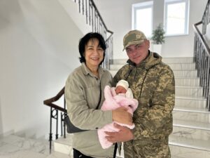 52-річна військова народила здорову дівчинку в Львові