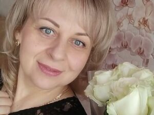 Залізничниця з Дніпропетровська врятувала свою станцію після ракетного удару