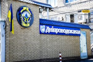 «Дніпроводоканал» продовжує підвіз води у мікрорайоні Північний