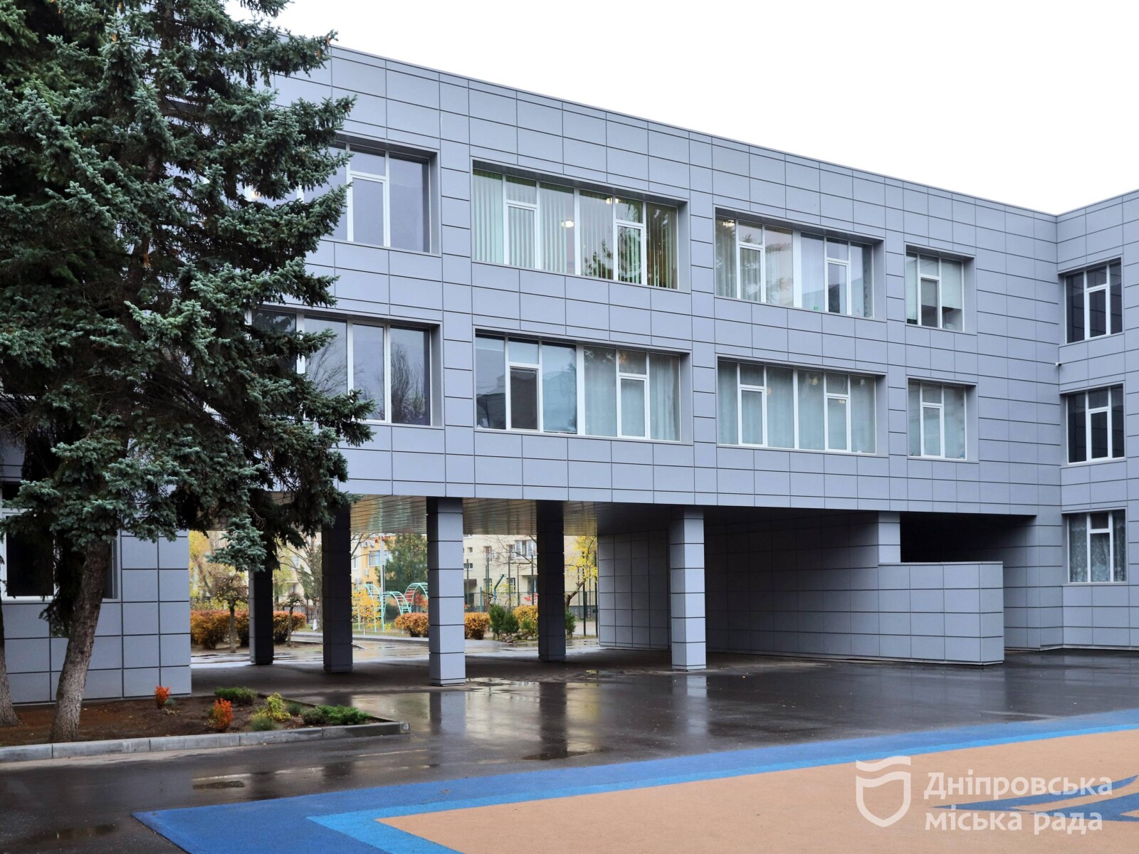 Дніпро продовжує лідирувати в термомодернізації об'єктів