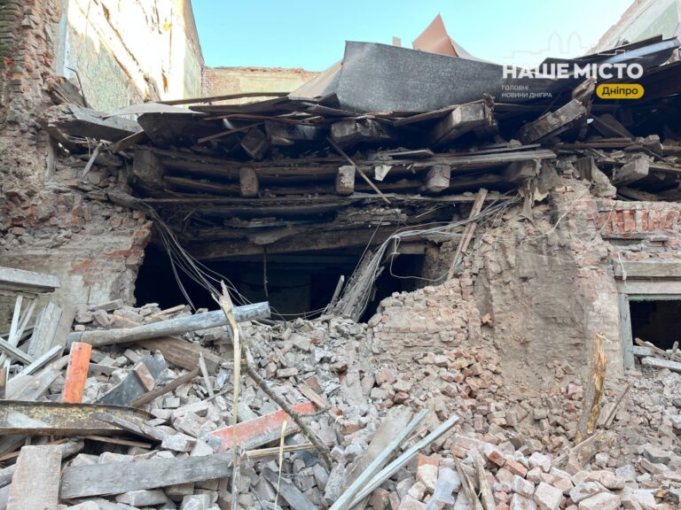 Обвал історичної будівлі в Дніпрі: подробиці інциденту