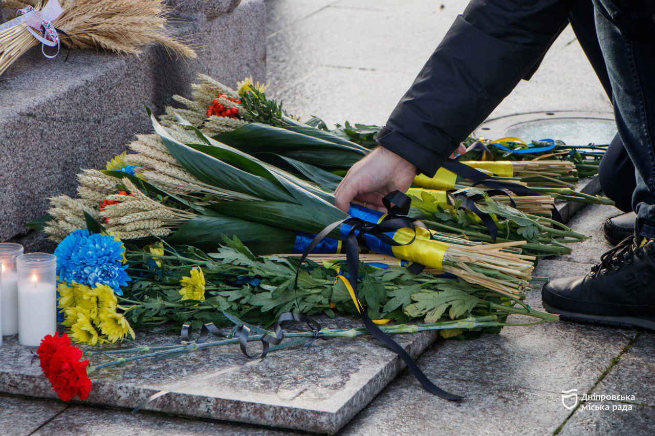 Дніпро відзначає День пам'яті жертв Голодоморів
