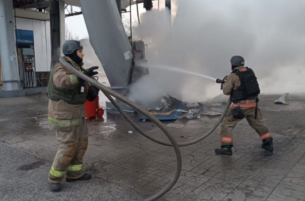 Трагедія у Нікополі: жертви обстрілів та значні руйнування