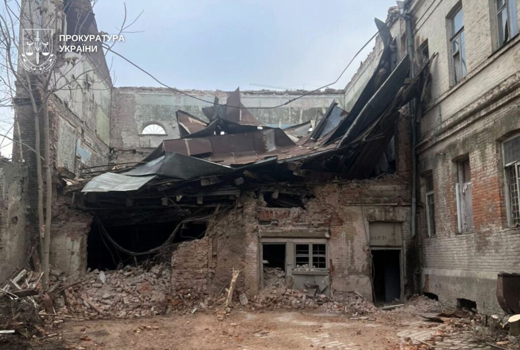 У Дніпрі обвалилася частина історичної будівлі