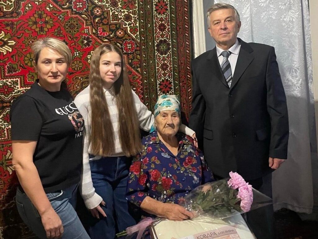 У Дніпрі 64 жителі святкують 100+ років: підтримка від міста