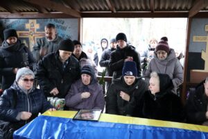 Нікополь прощається з молодшим сержантом Олександром Мироненком