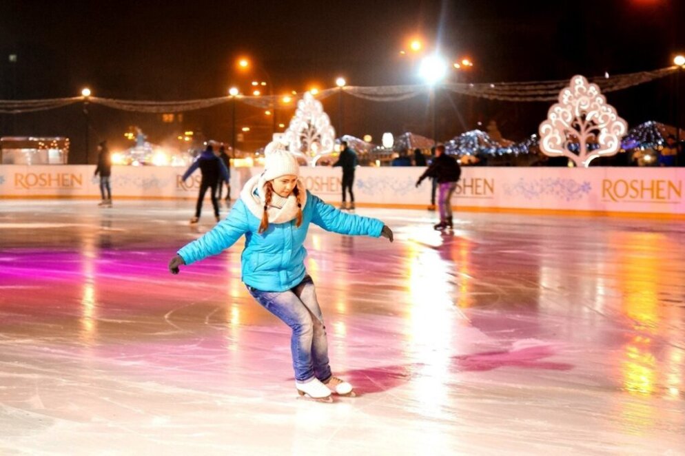 Ковзанки у Дніпрі: де покататися, ціни та графік