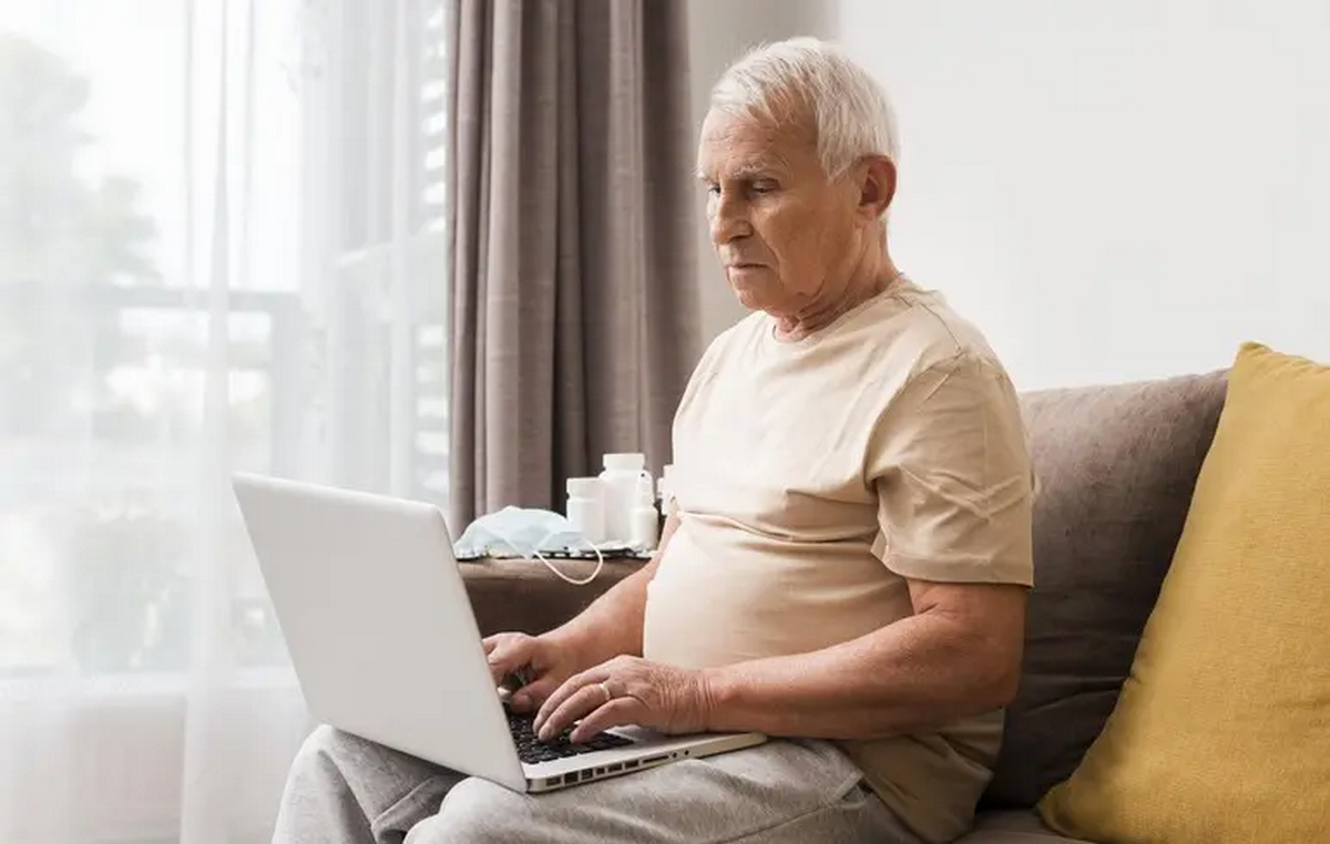 Нова онлайн процедура для пенсіонерів: деталі відеоідентифікації