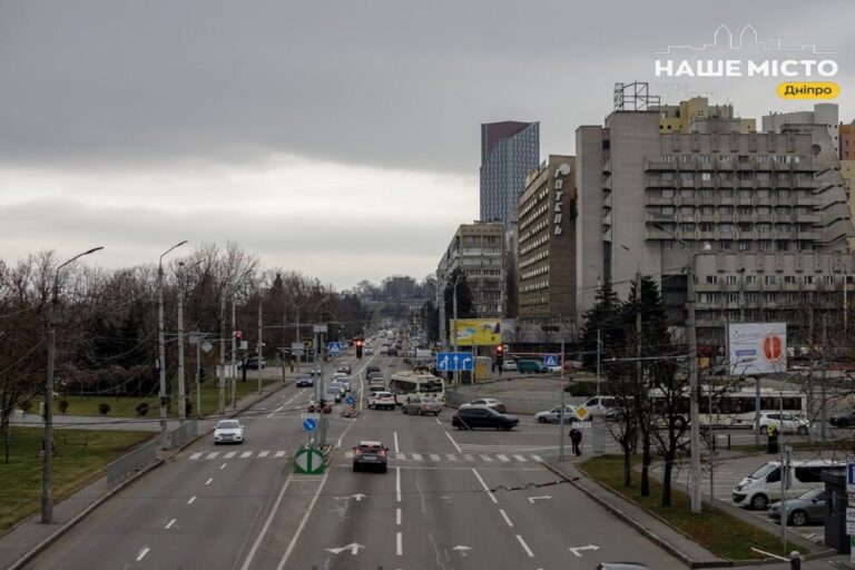 Важлива інформація для водіїв: зміни у русі транспорту в Дніпрі 16 грудня