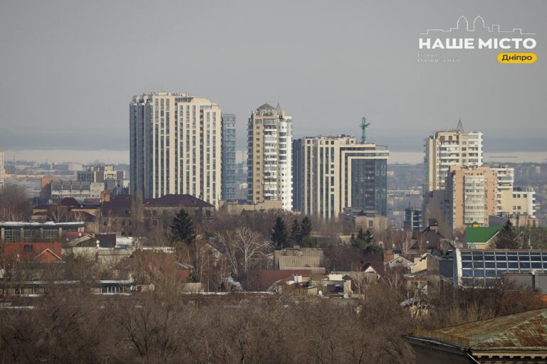 Спокійна ніч у Дніпрі: місто без тривог та обстрілів