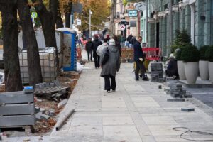 Ремонт проспекту у Дніпрі попри воєнний стан