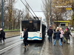 Критична нестача водіїв електротранспорту у Дніпрі