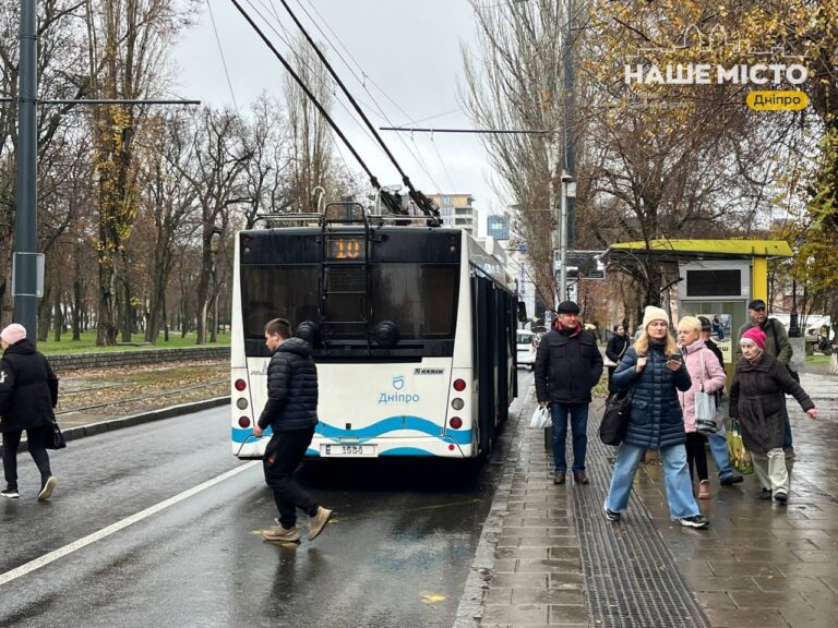 Критична нестача водіїв електротранспорту у Дніпрі
