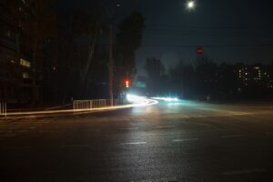 У Дніпрі енергетиків напали під час відключення світла