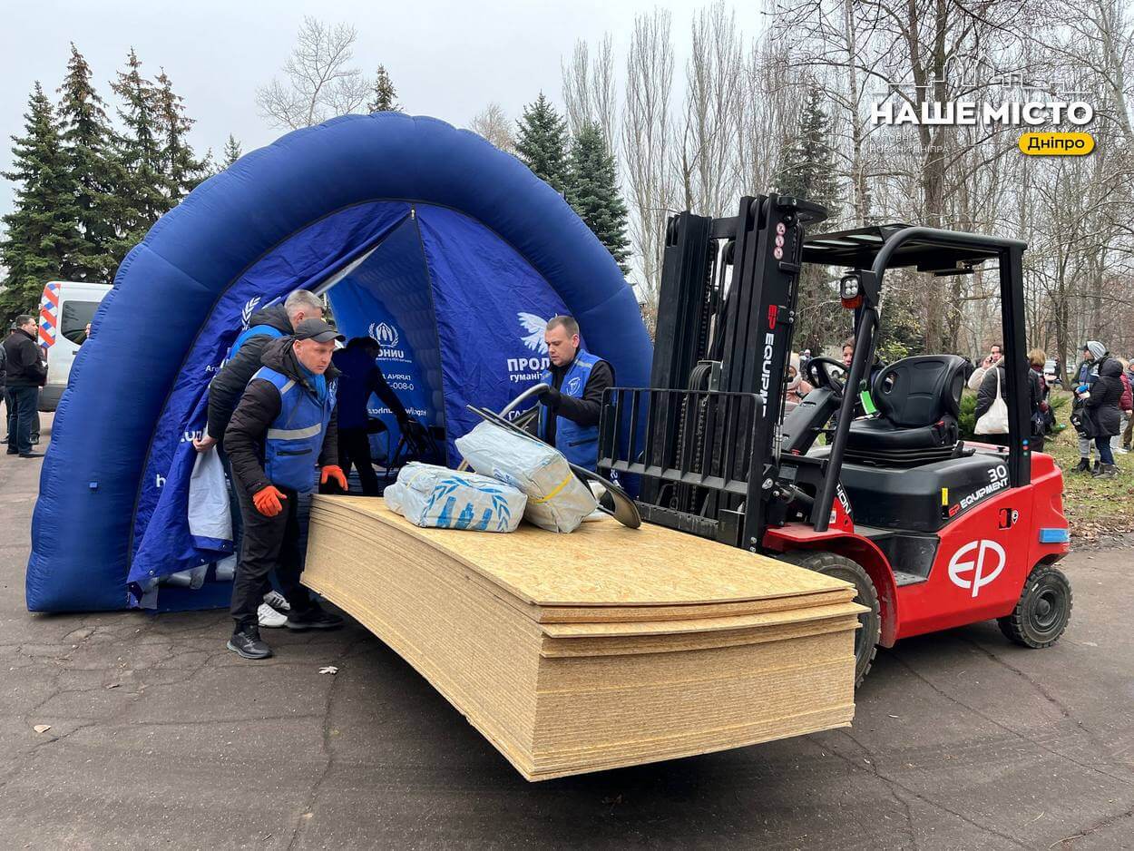 В Дніпрі зафіксовано обстріл гуманітарних місій