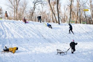 Зимова казка у парку Глоби: Дніпро в очікуванні новорічних свят